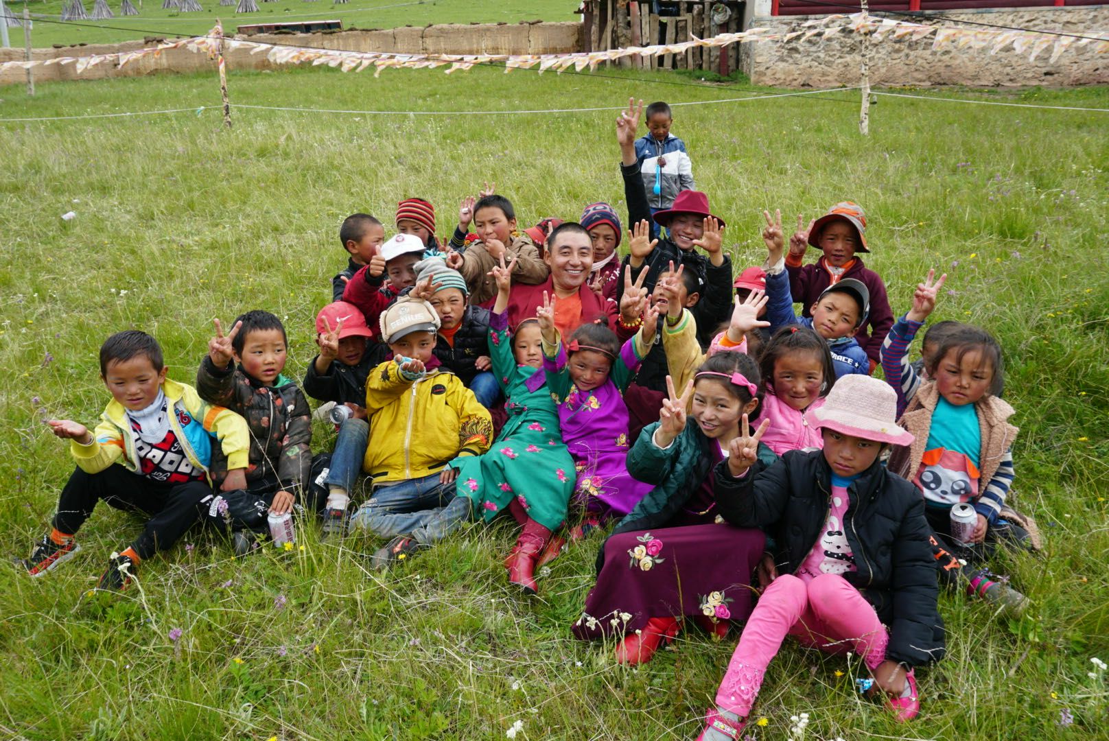 开云kaiyun官方版在线入口-开云(中国)公益回顾丨家国同欢月同圆 温暖满载甘孜州(图14) 开云kaiyun官方版在线入口-开云(中国)公益回顾丨家国同欢月同圆 温暖满载甘孜州(图14)